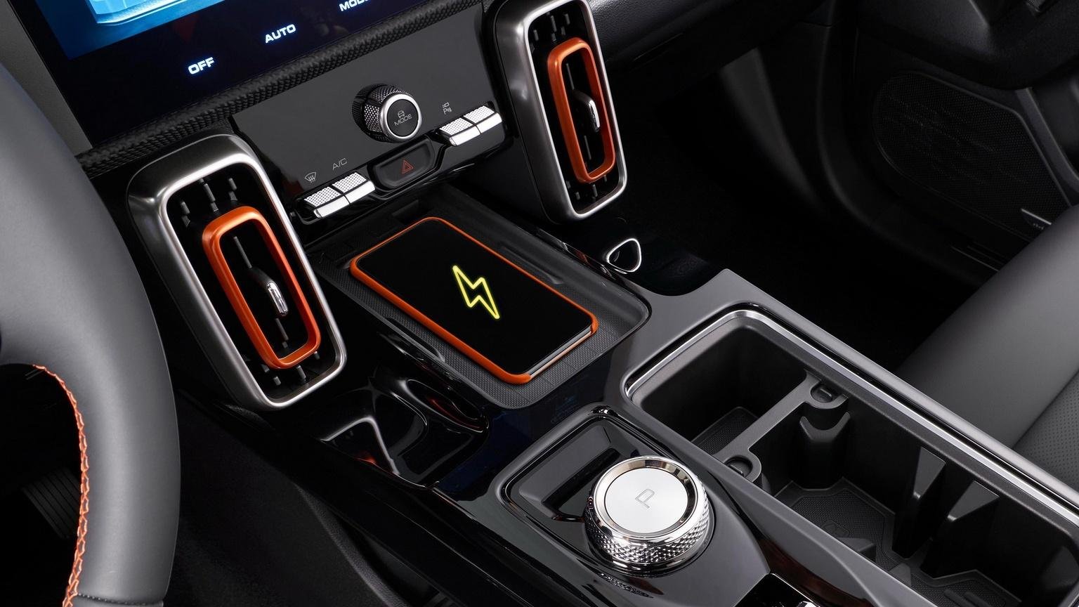 Сымсыз зарядтау станциясы және USB ағытпалары