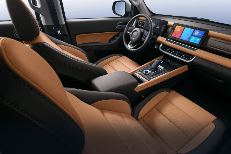 Табиғи былғарыдан жасалған қыстырмалары бар орындықтар. Орындықтарды желдету және жылыту